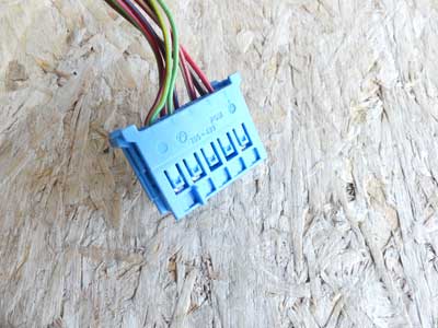 Mercedes Blue 10 Pole 8 Wire Connector A05254576266